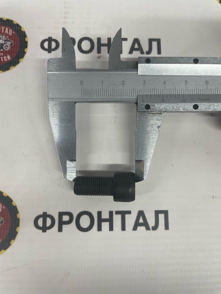 Болт M10*1*20 (стопор) гайки ступицы SDLG
